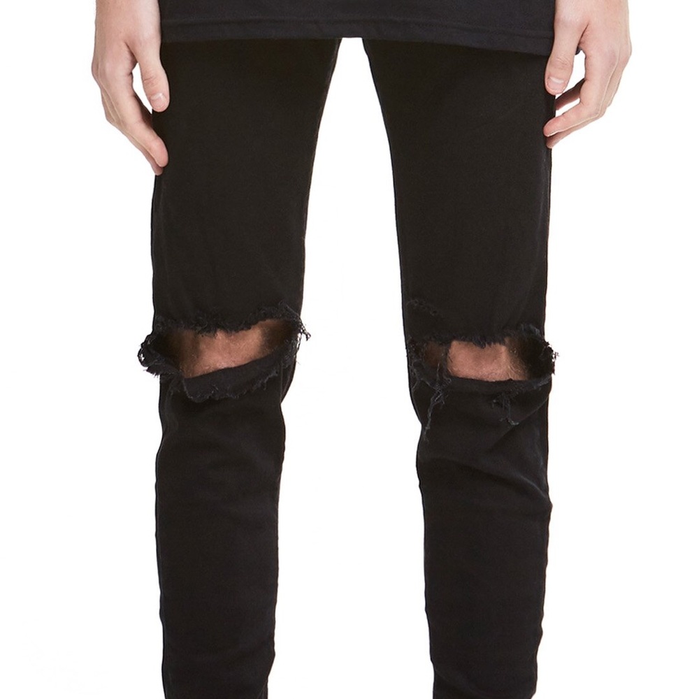 Represent Clo Deep black distressed skinny jeans.